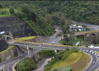 Gobierno Nacional invertirá $ 386.000 millones en la Vía al Llano, aunque requiere $ 1,2 billones
